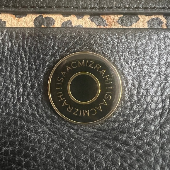 Isaac Mizrahi genuine pebble leather animal print crossbody bag - Picture 9 of 11